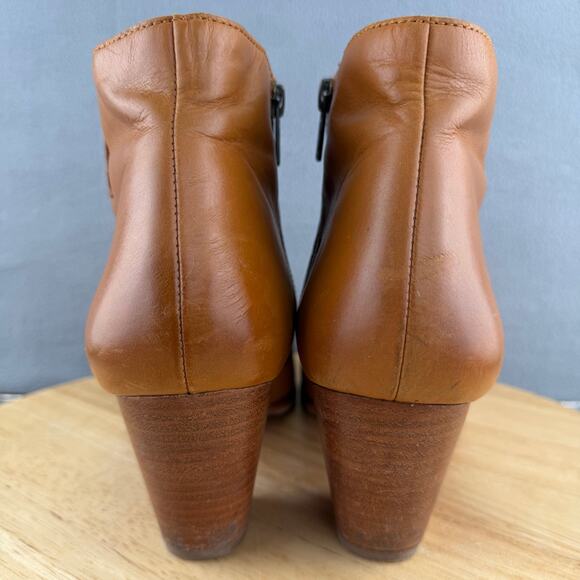 Frye Jennifer Leather Ankle Bootie Cognac Zip Up Women’s Size 9.5M US - Picture 4 of 8